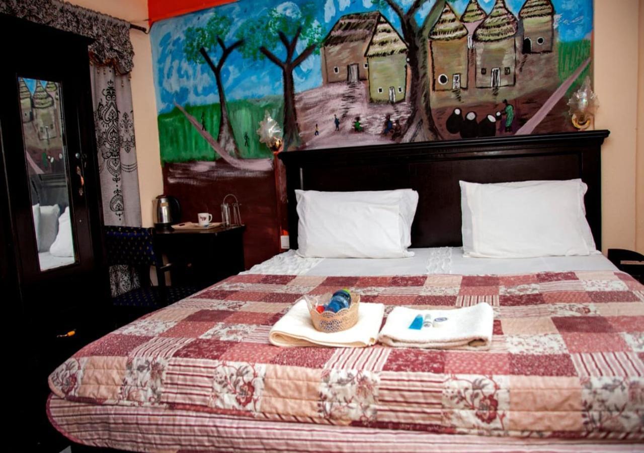 To Be Hotel Кумаси Экстерьер фото